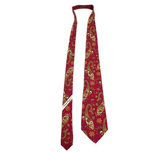 Salvatore Ferragamo Red Floral Paisley Necktie Hounds Hunters Classic Silk Tie